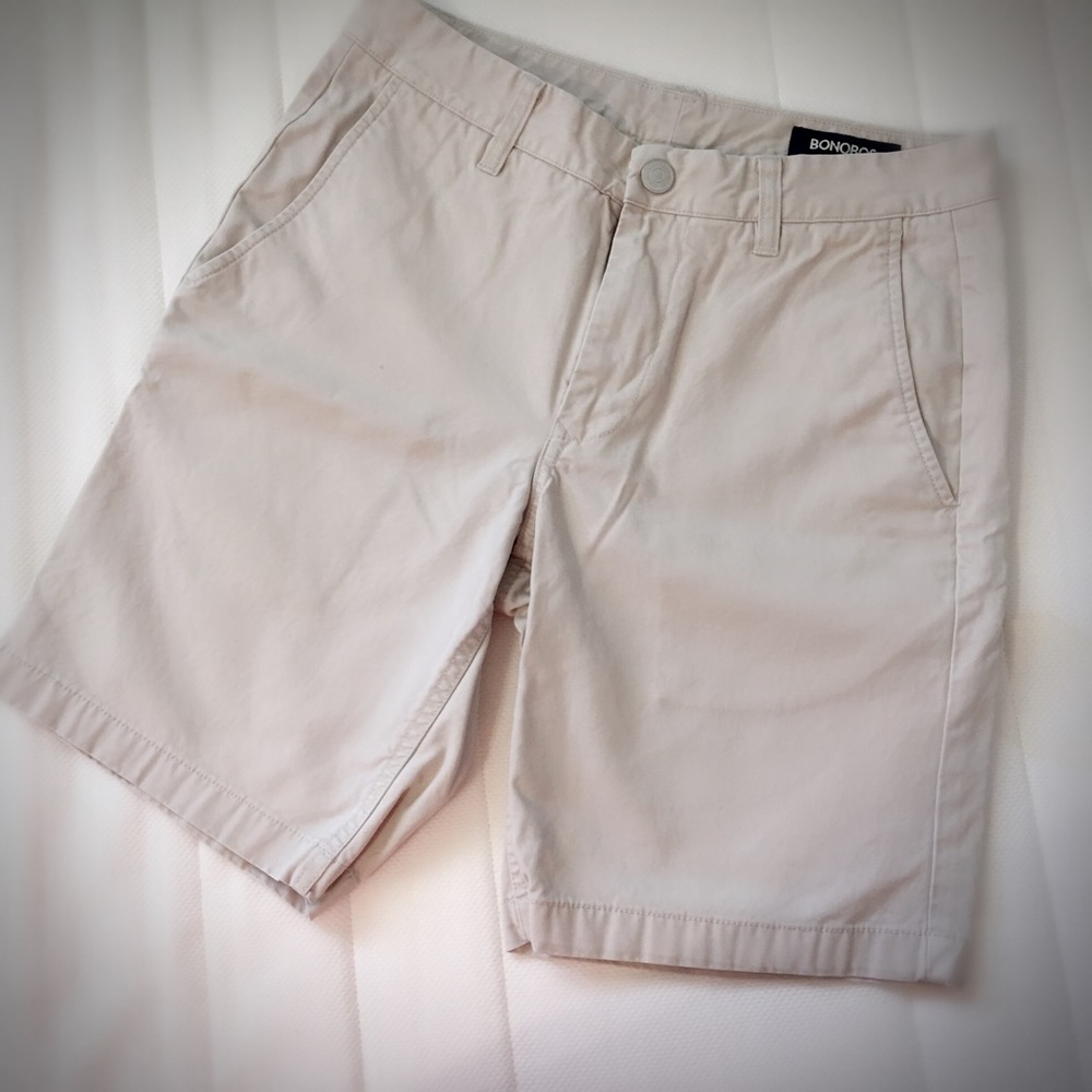 Bonobos Khaki shorts
